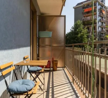Lägenhet Monolocale Industrial-Chic Di Fronte A San Siro