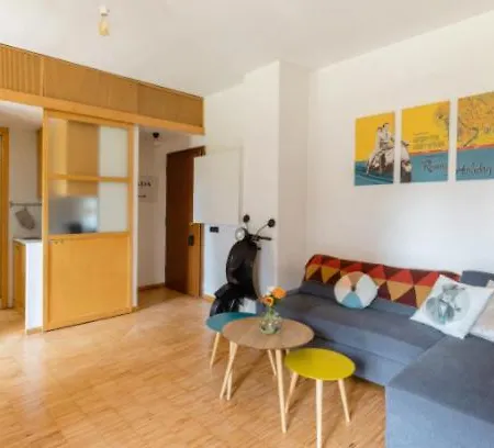 Monolocale industrial-chic di fronte a San Siro Appartamento